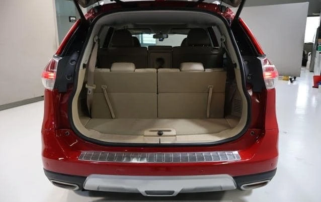 Nissan Xtrail Red - Image 5